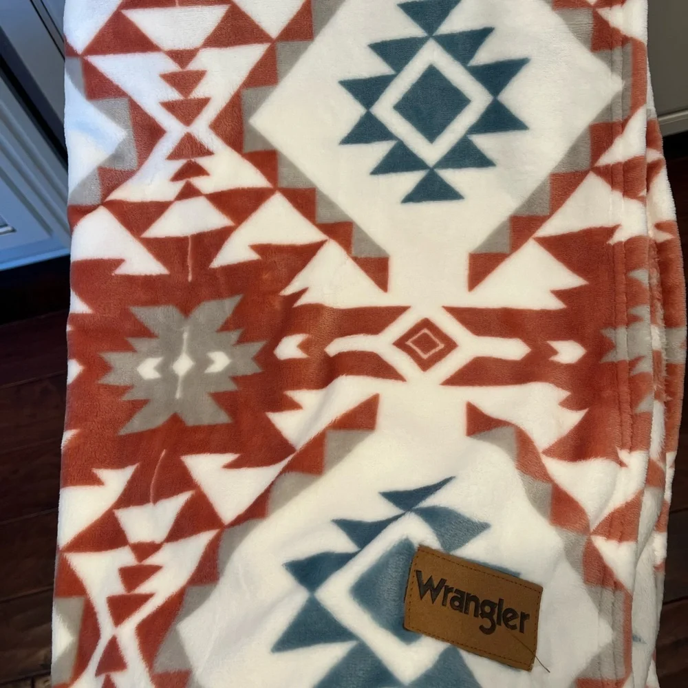 Wrangler Geometric Plush Throw Blanket- Orange and White